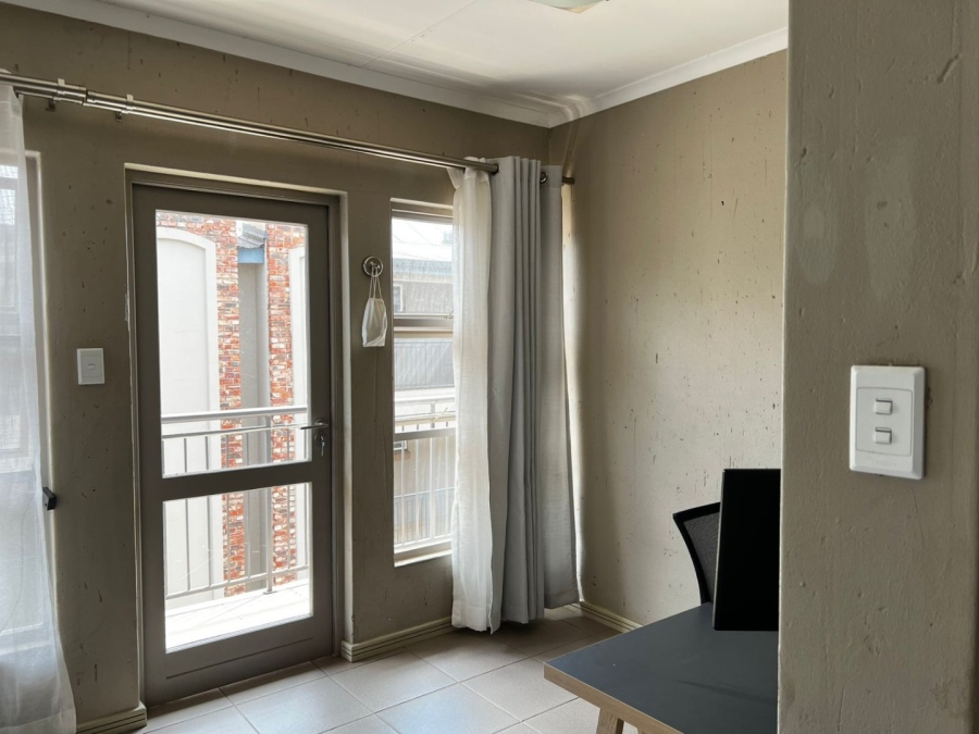 2 Bedroom Property for Sale in Van Der Hoff Park North West